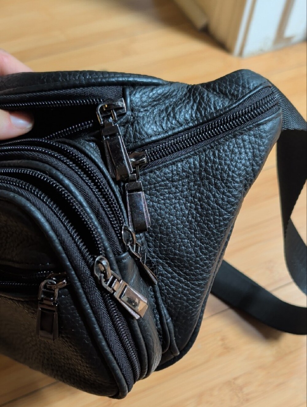 Black Leather Waist Bag Fanny Pack Belt Bag - Picture 8 of 8